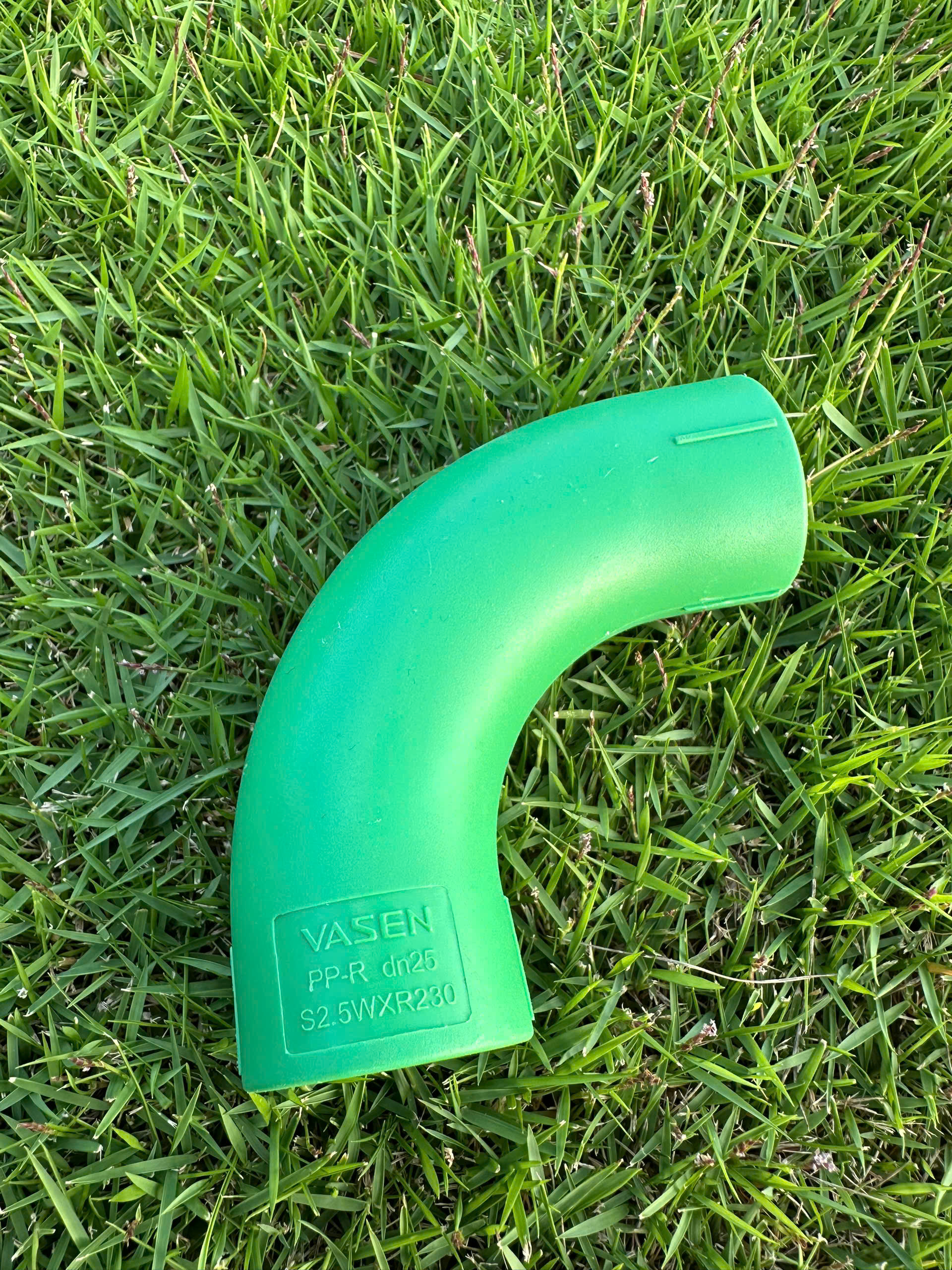 Cút Cong 90 độ Vasen